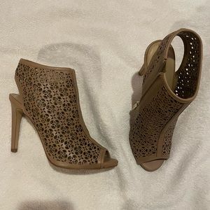 Ann Taylor Laser Cutout Leather Booties stiletto heels with peep toe in nude